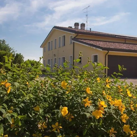 Ferienwohnung Erica In Διαμέρισμα Scandiano